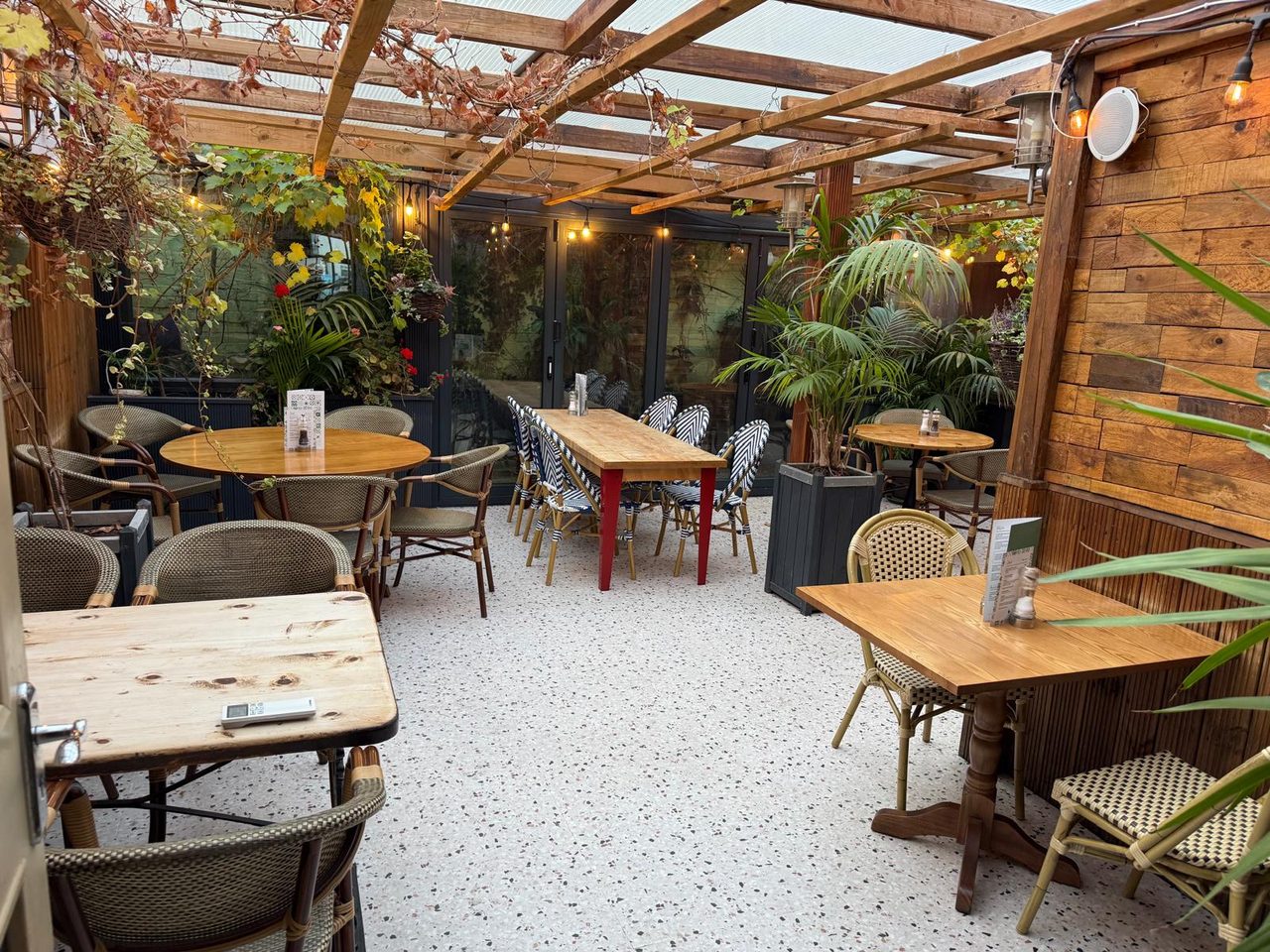 Elma Restaurant
