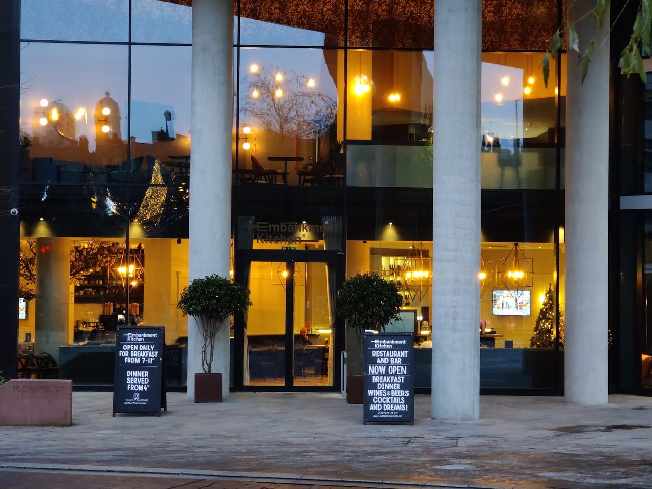 Embankment Kitchen
