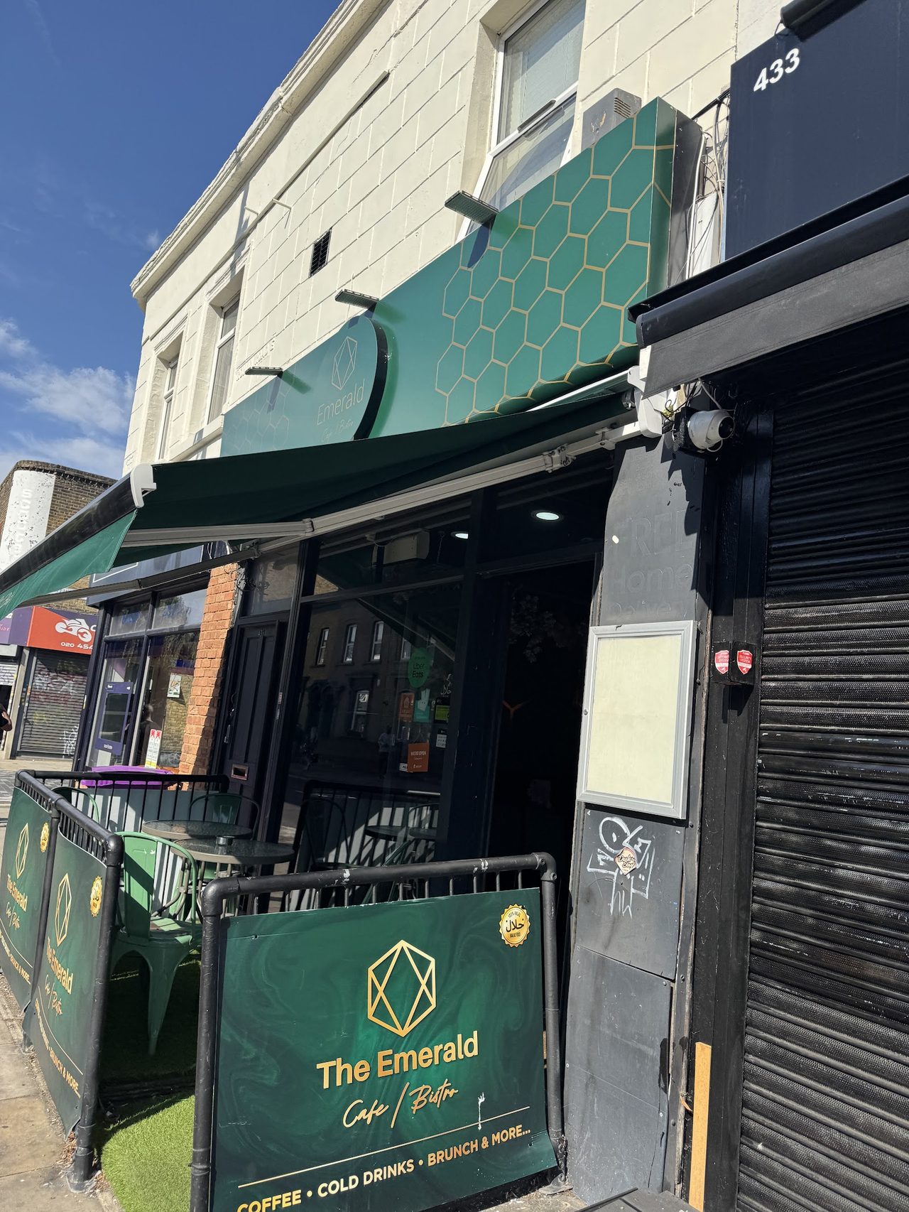 Emerald Cafe Bistro