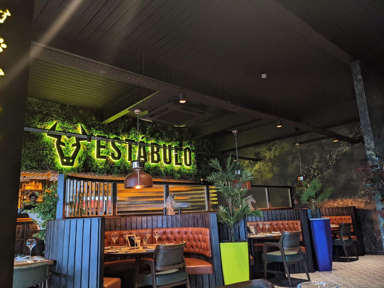 Estabulo Rodizio Bar And Grill