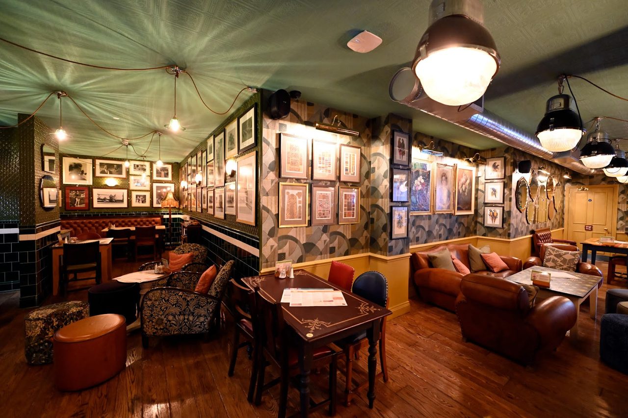 Estadio Lounge