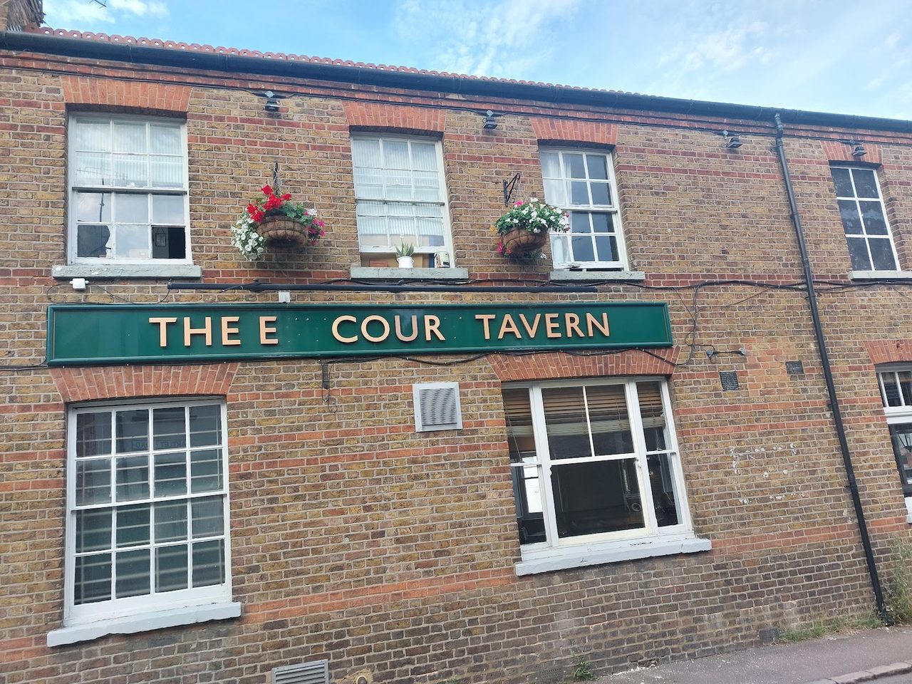 Estcourt Tavern