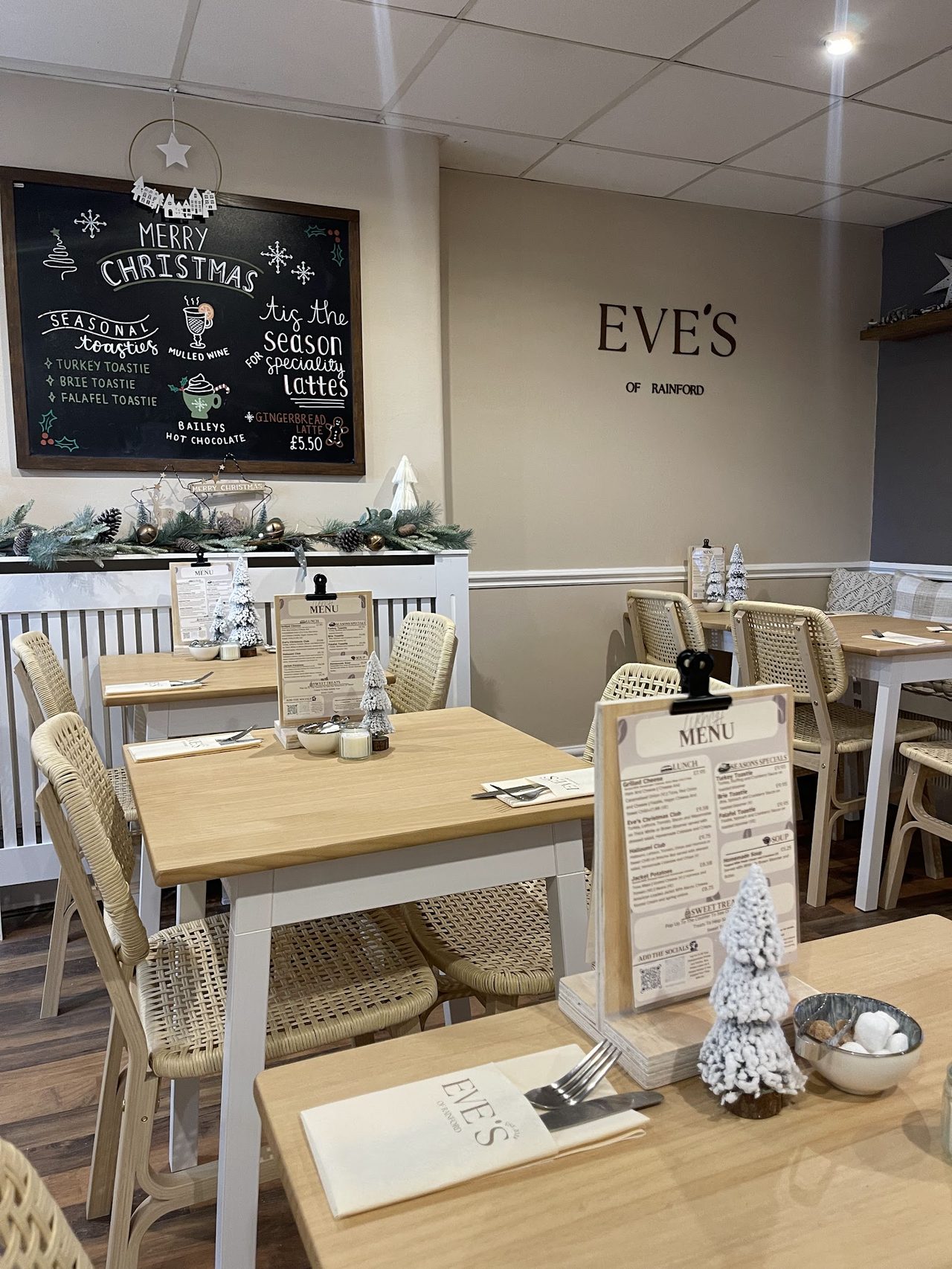 Eve's of Rainford