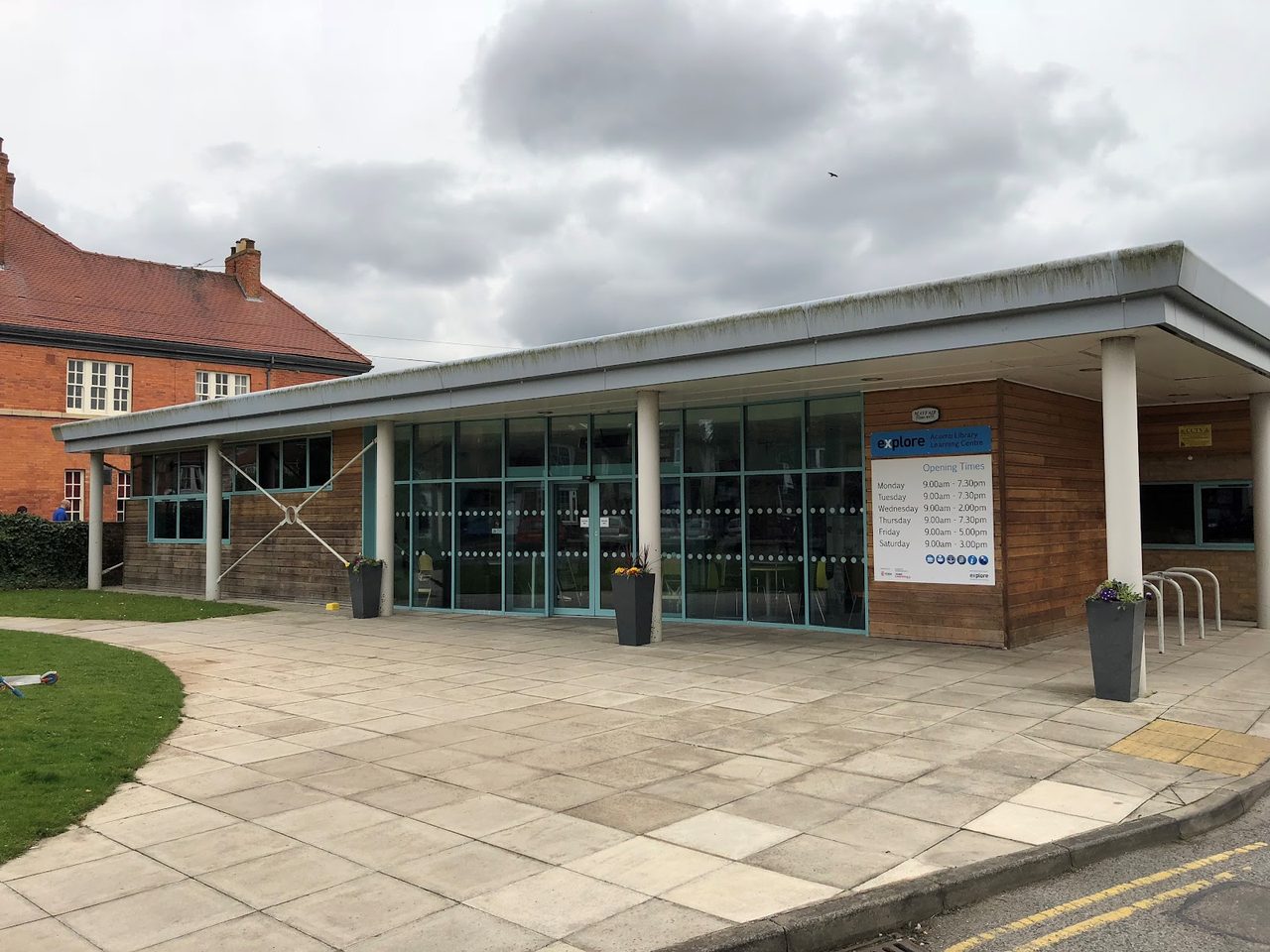 Explore Acomb Library Cafe