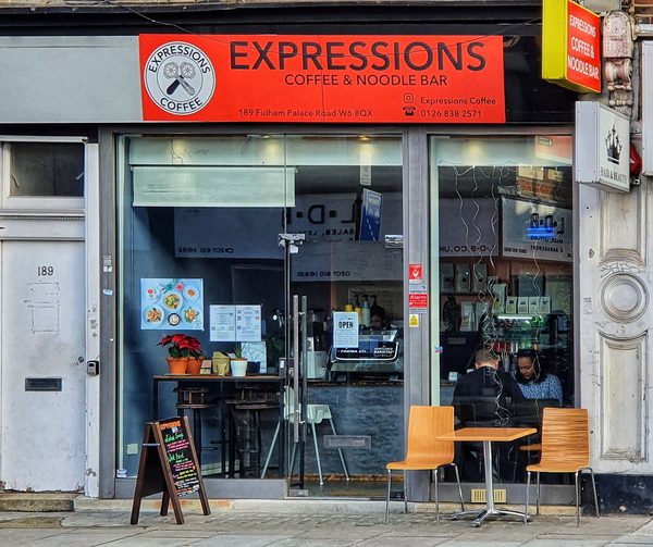 Expressions Coffee And Noodle Bar