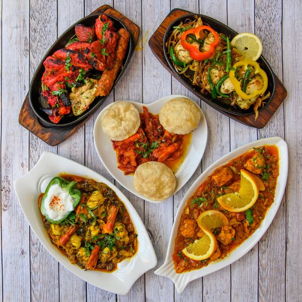Fayez Tandoori \& Balti House
