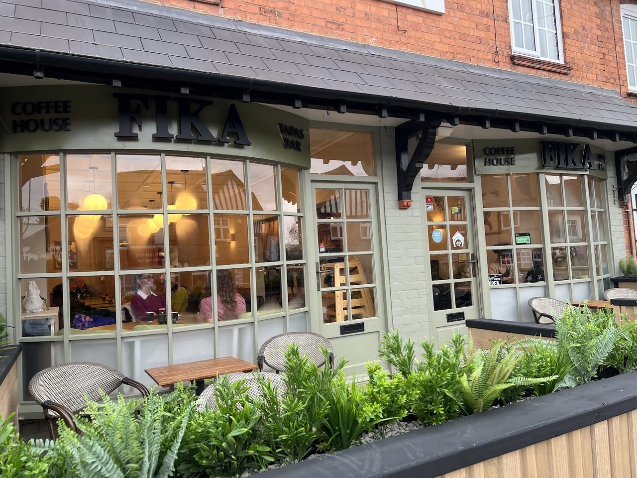 Fika Barnt Green