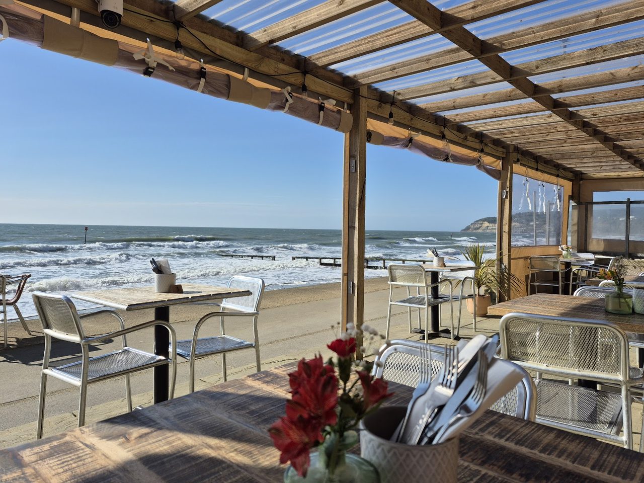 Fins Beach Cafe