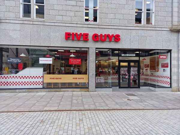 FIVE GUYS
