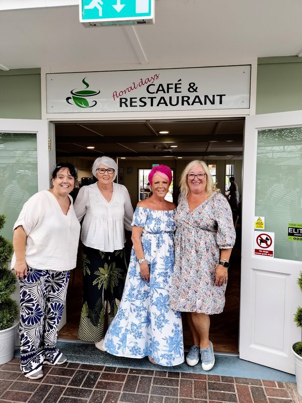 Floral Days Cafe