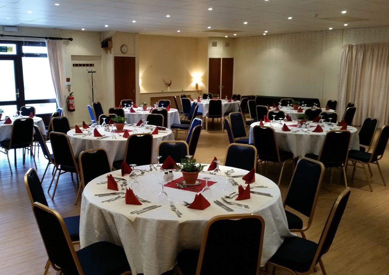 Four Seasons Function Room / Alf's Cafe