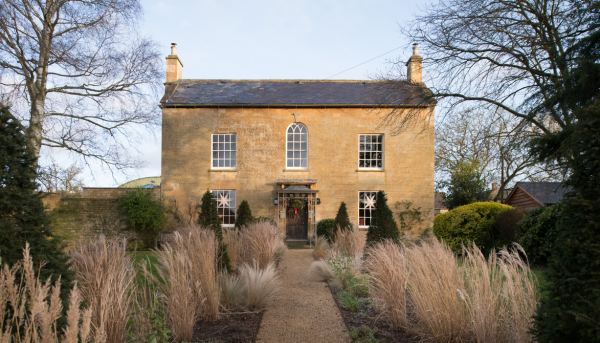 Foxes Manor Farmhouse