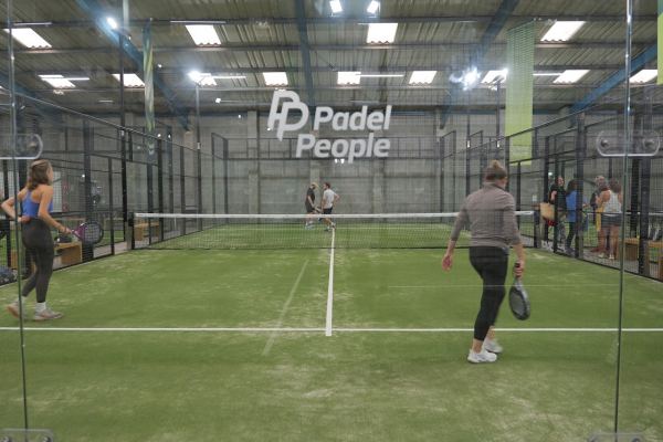 Francos@Padel People LTD