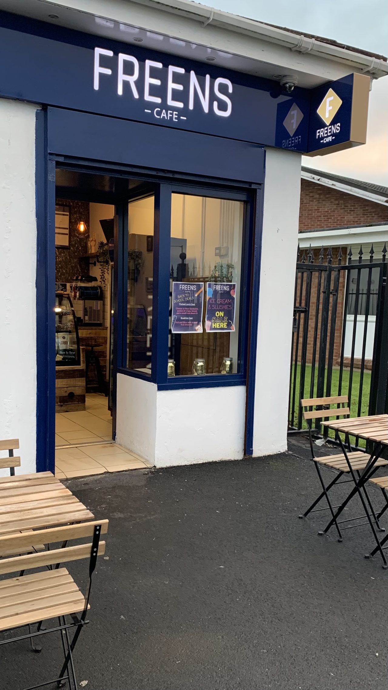 Freens Cafe
