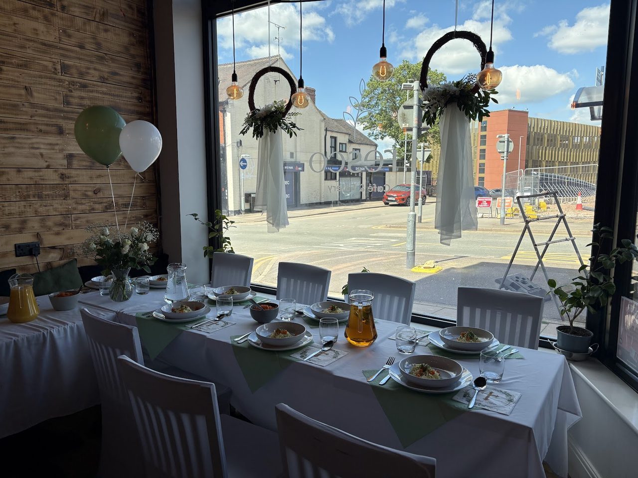 FRESCO CAFE & EATERY