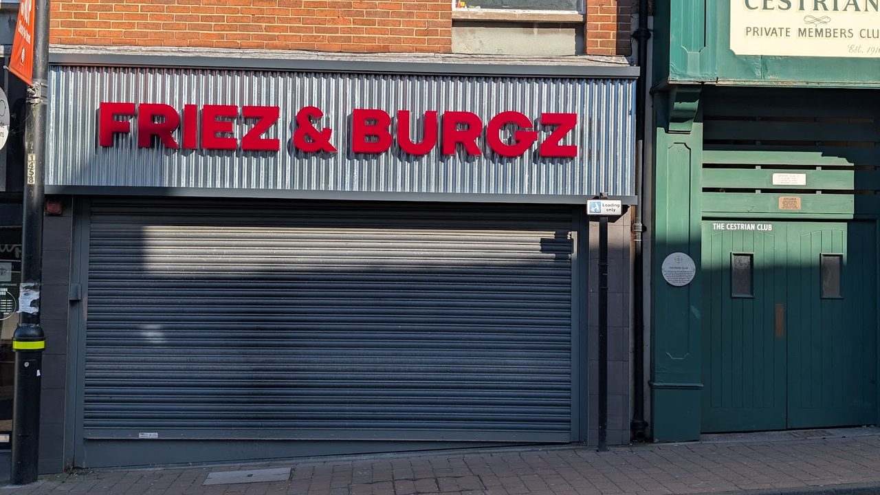 FRIEZ&BURGZ