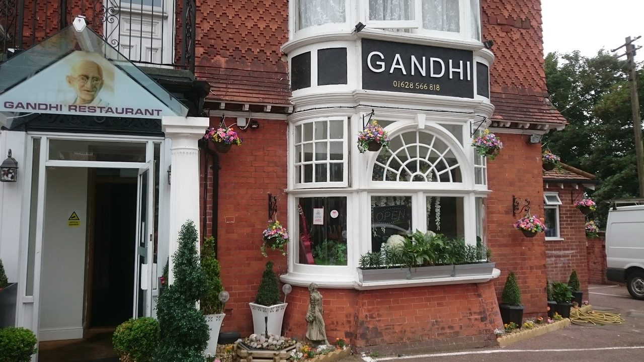 Gandhi Indian Restaurant At Kingswood Hotel
