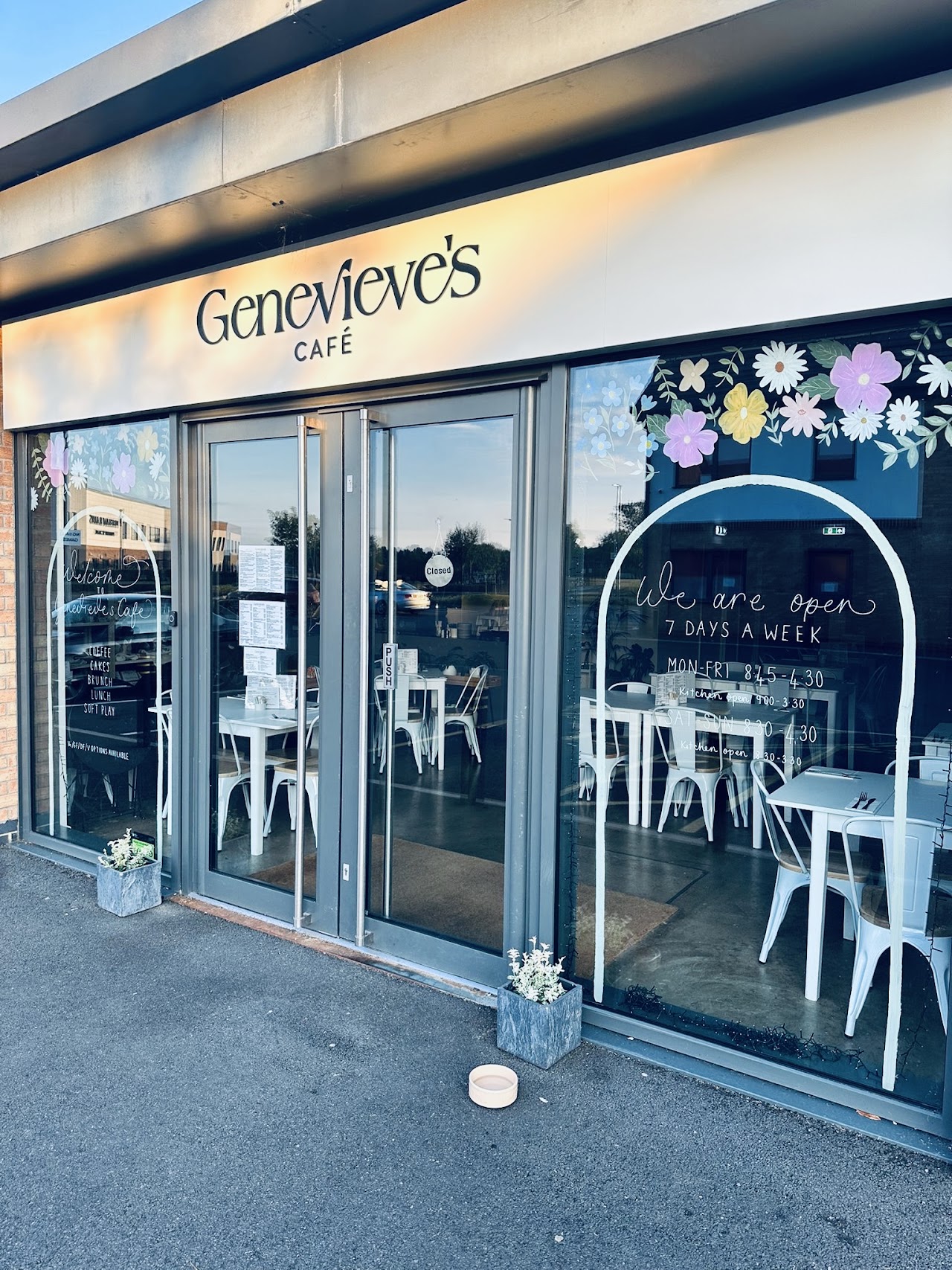 Genevieve's Cafe