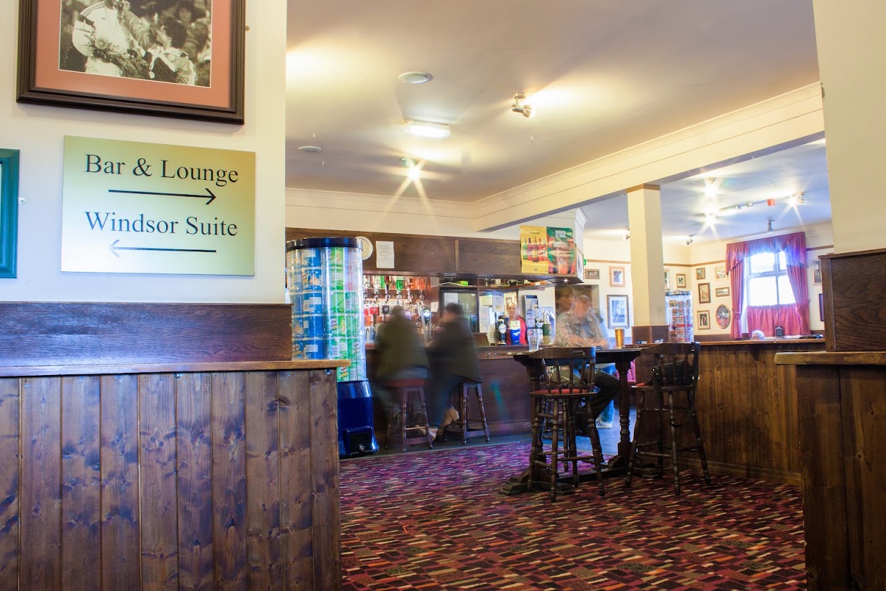 George VI Hotel