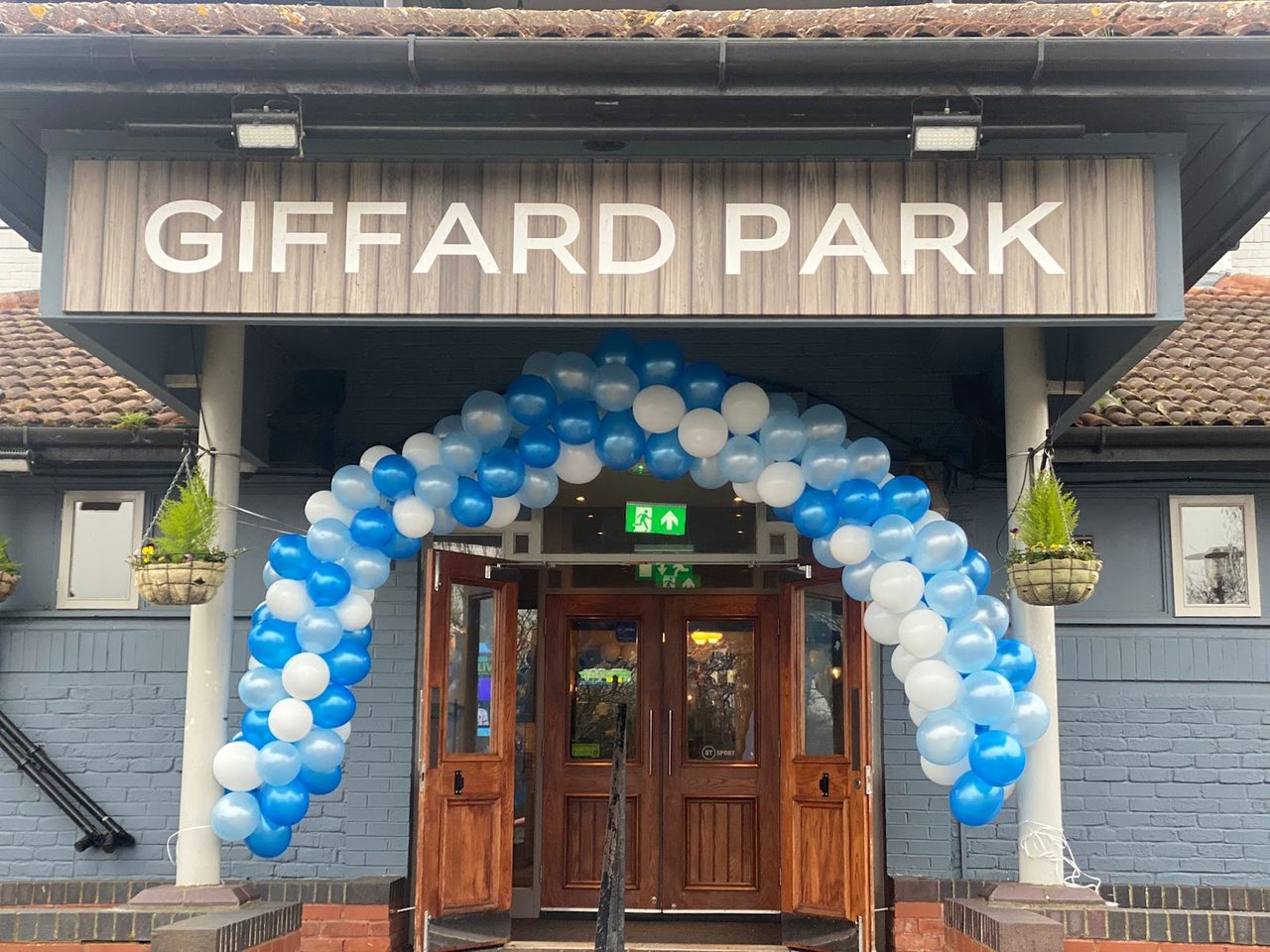 Giffard Park Public House
