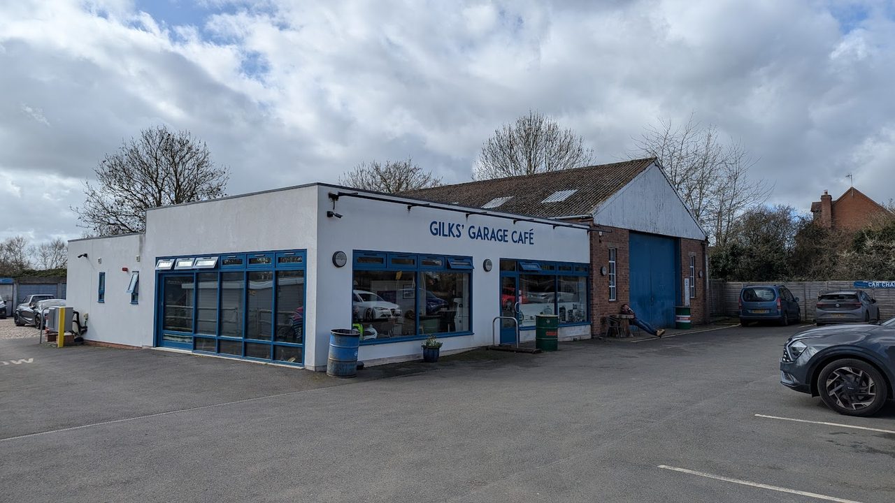 Gilks' Garage Cafe