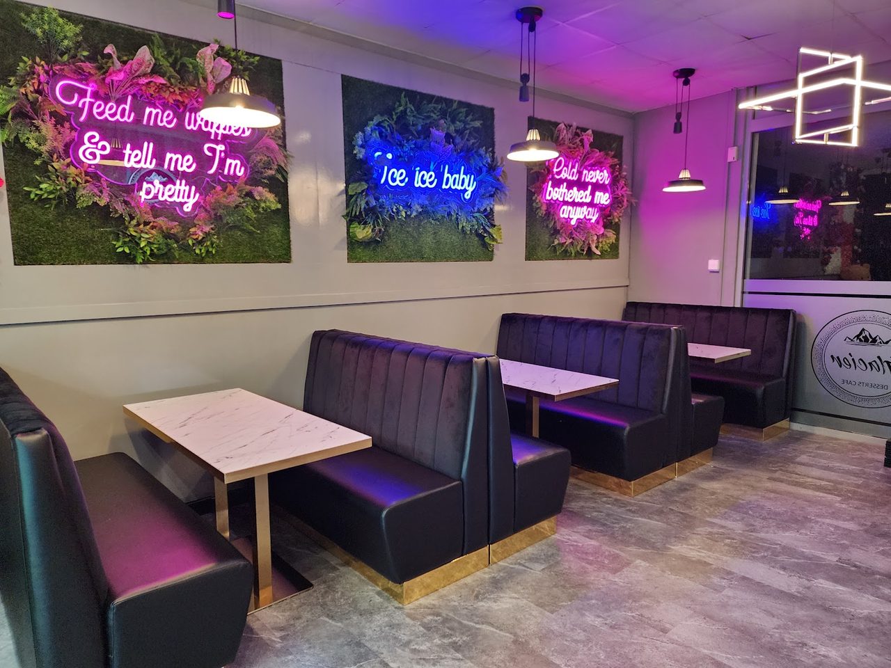 Glacier Desserts Cafe