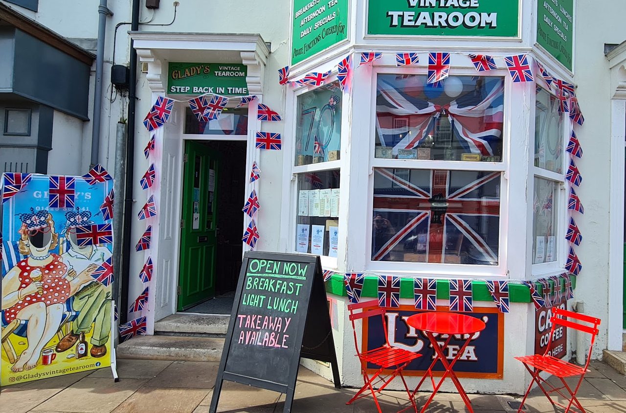 Glady's Vintage Tearoom
