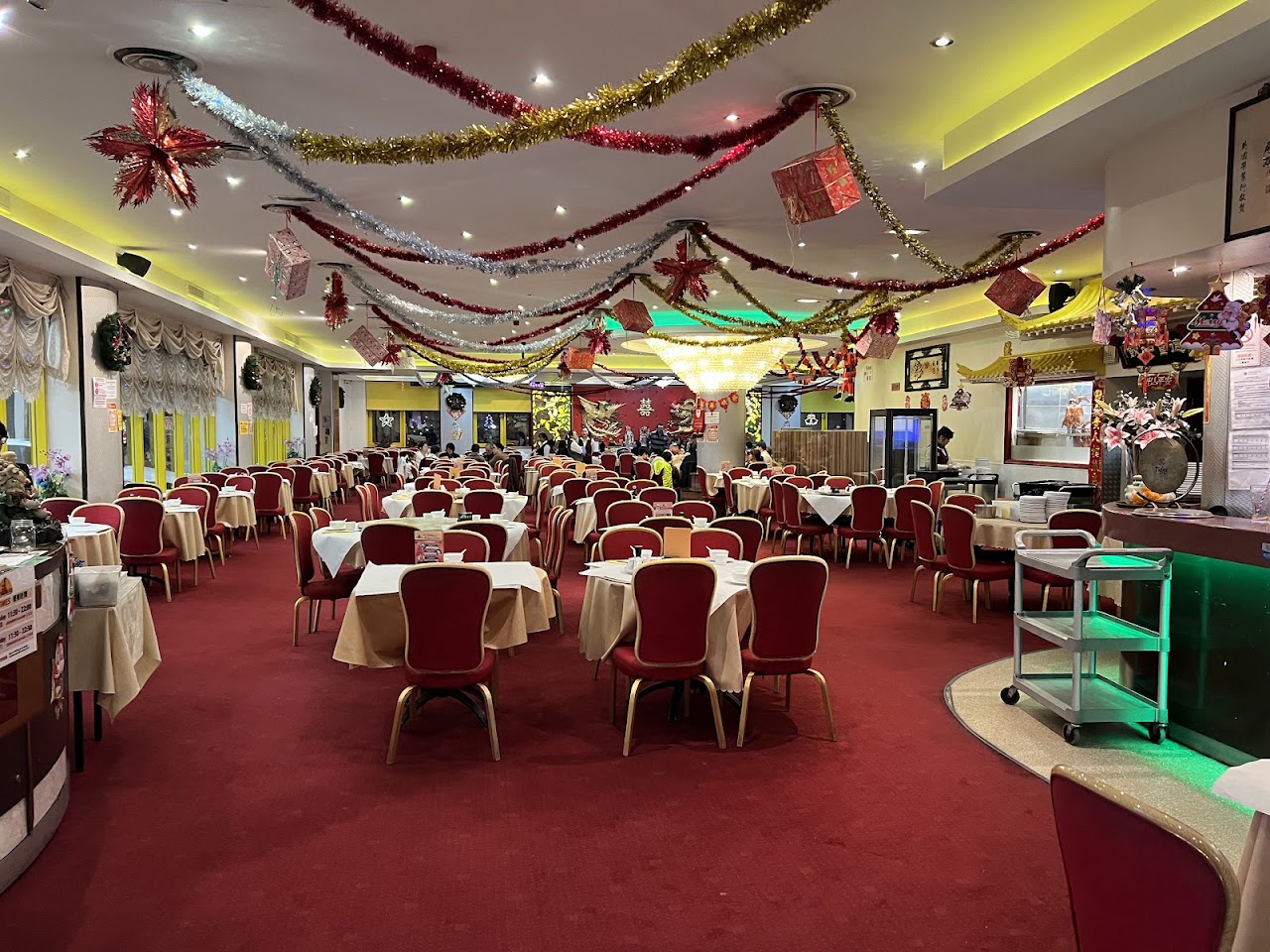 Glamourous Chinese Restaurant