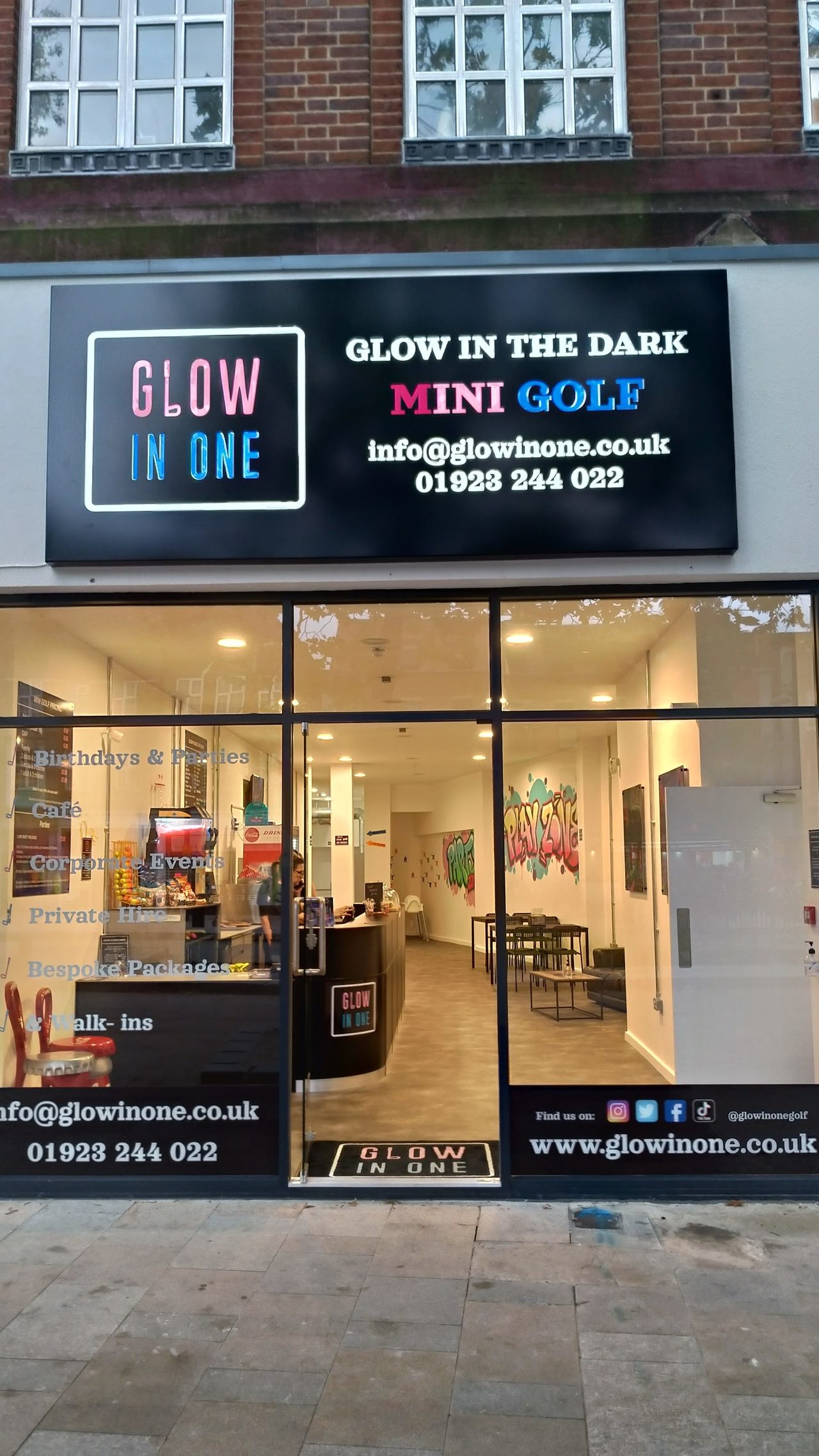 Glowinone