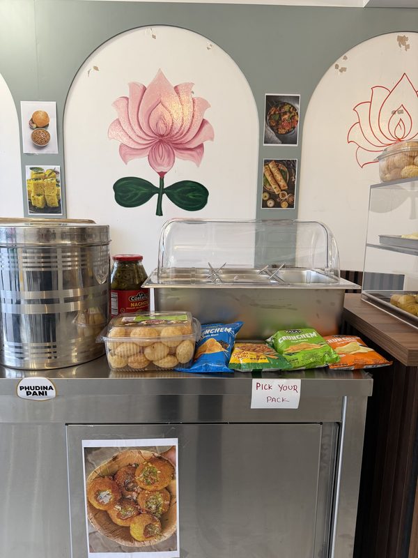 Gopi Sweet, Savoury & Fast food