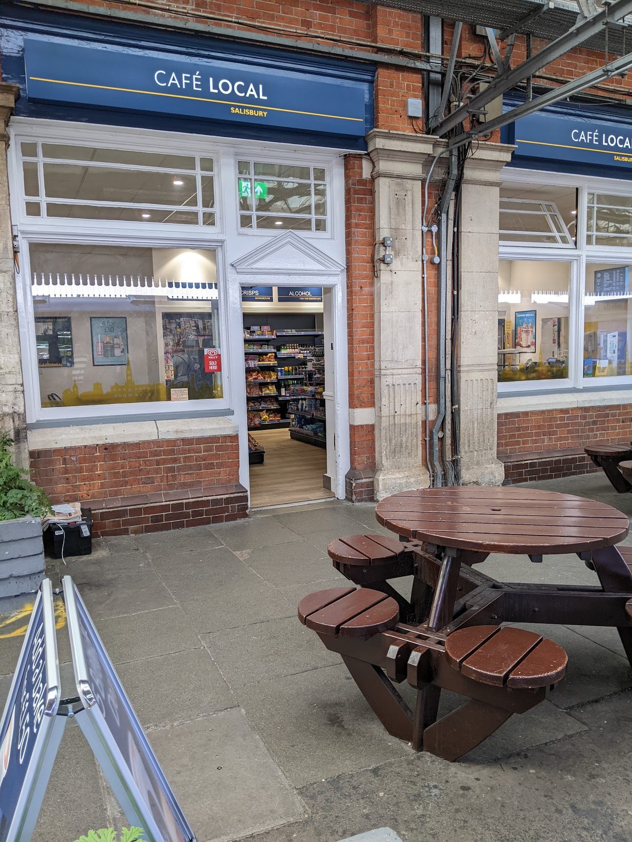 Gourmet Coffee Bar & Kitchen