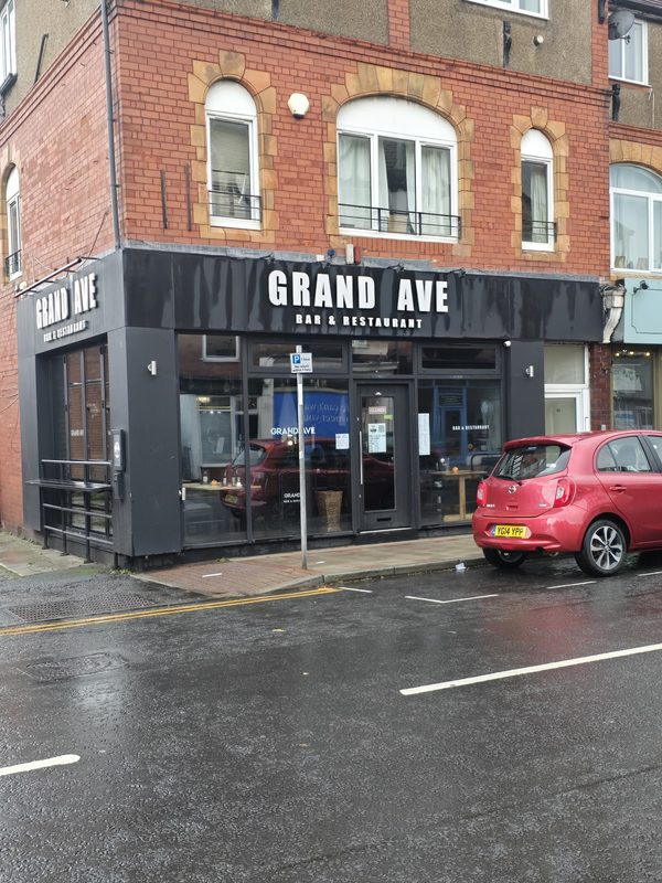 Grand Ave