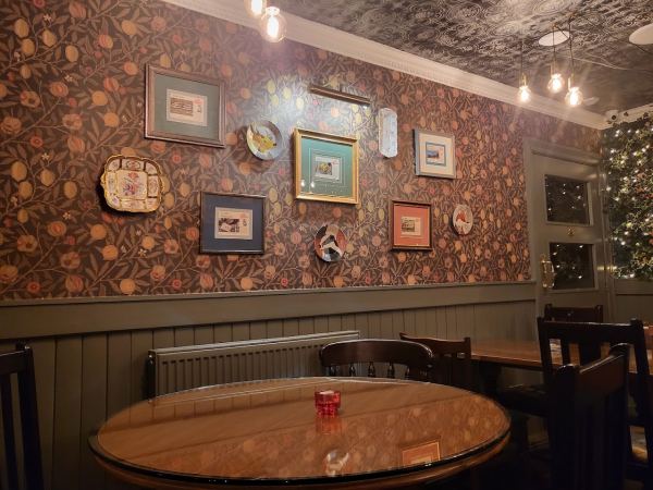 Grapes Village Pub
