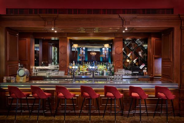 Great Central Pub by Matt Fletcher