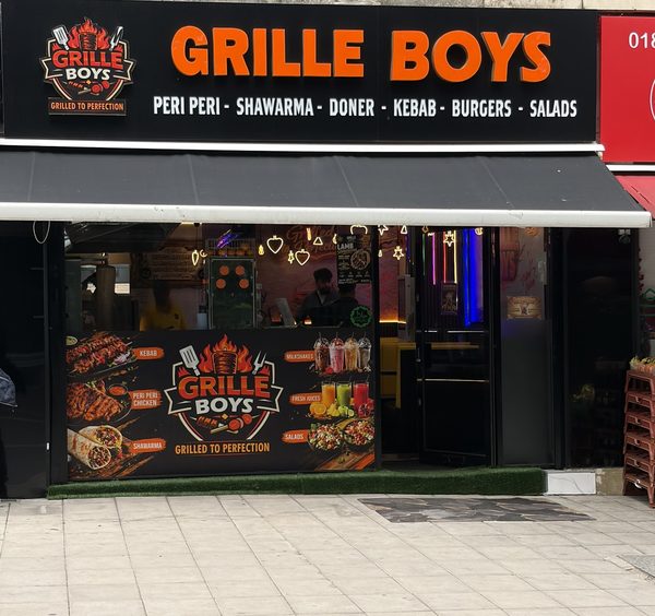 Grille Boys