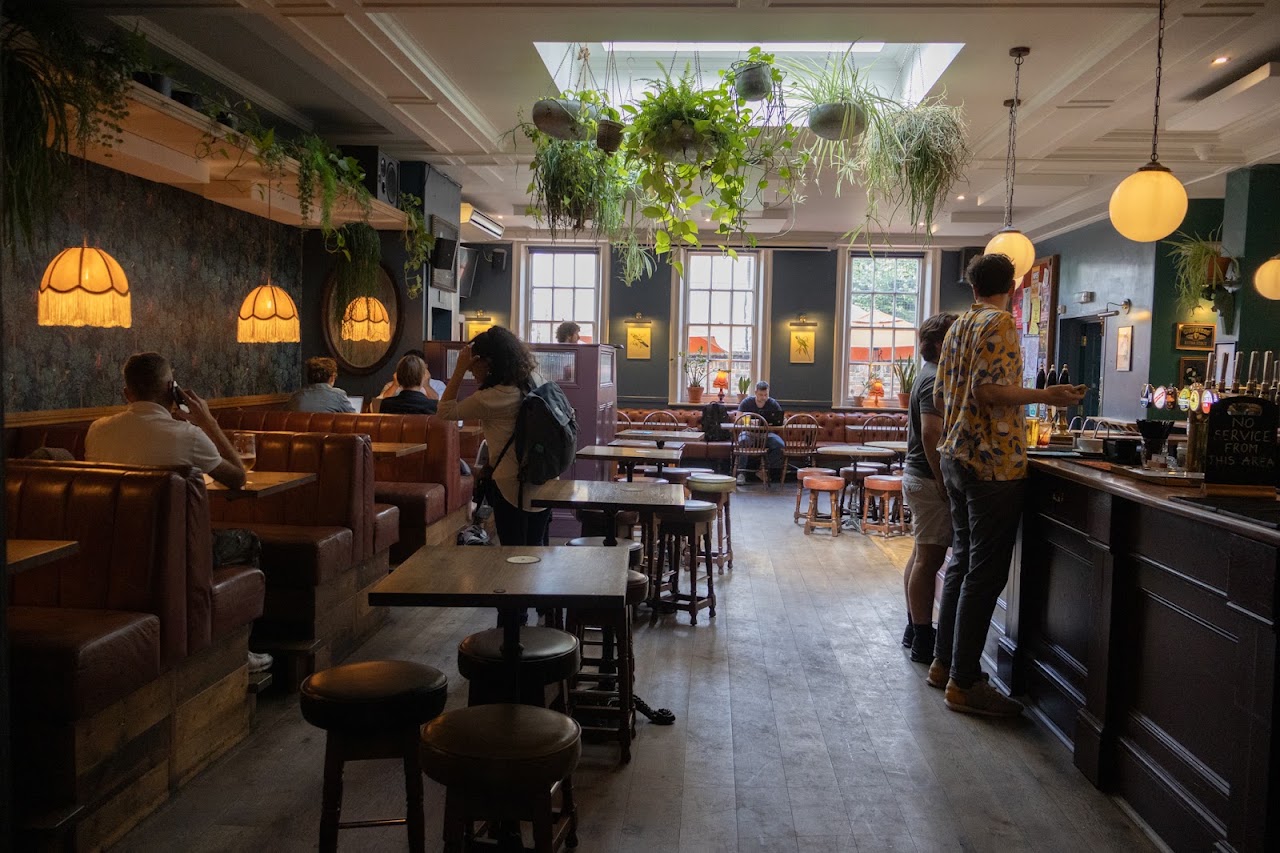 Grove House Tavern