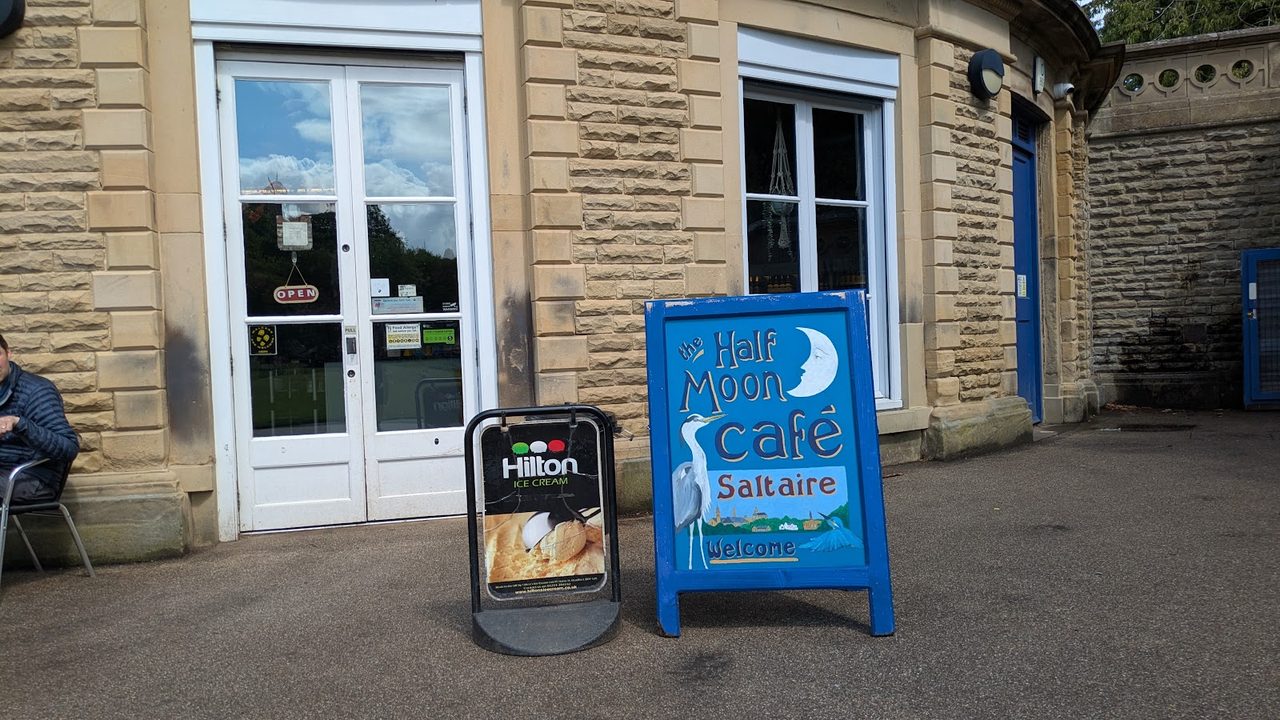 Half Moon Cafe