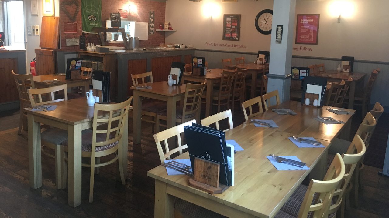 HALF MOON INN