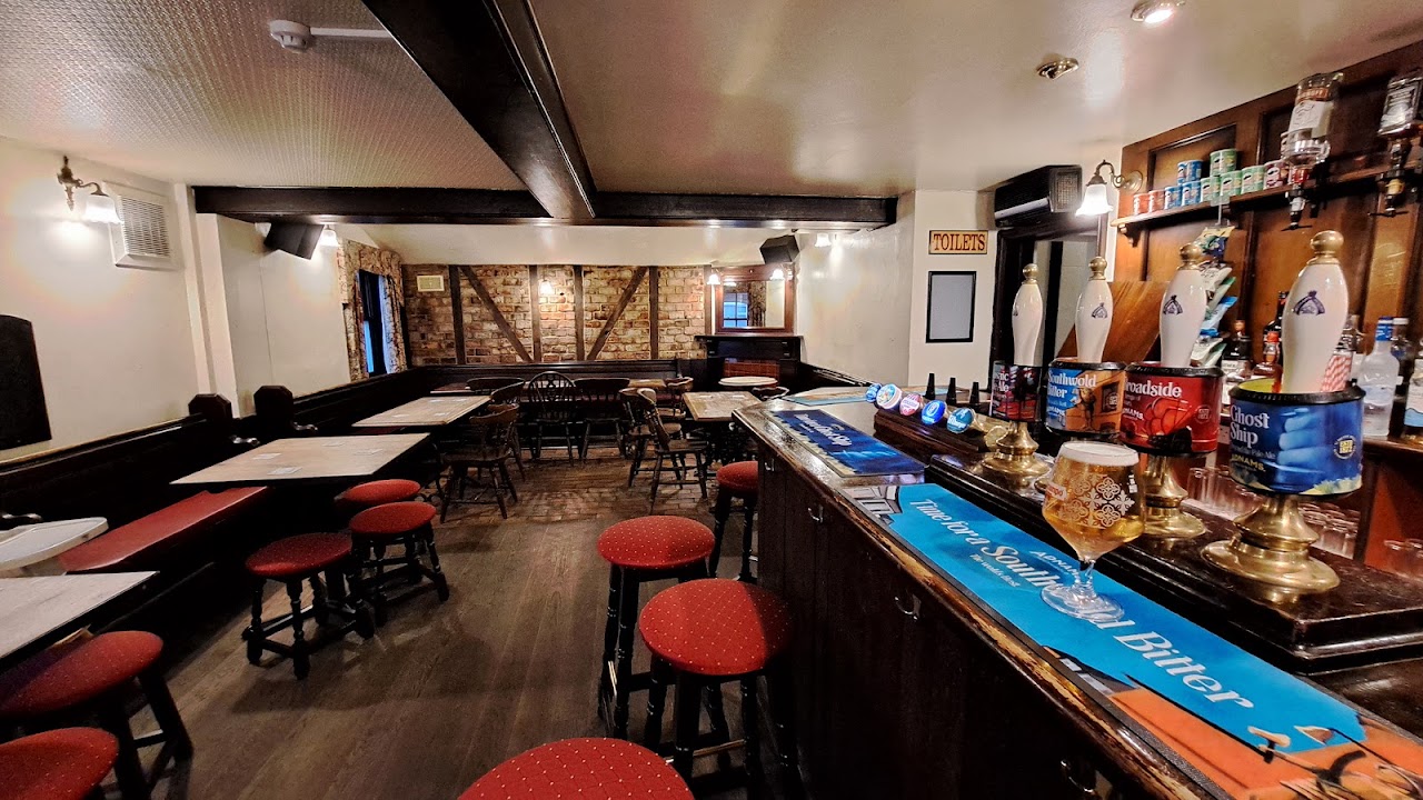 Half Moon Pub