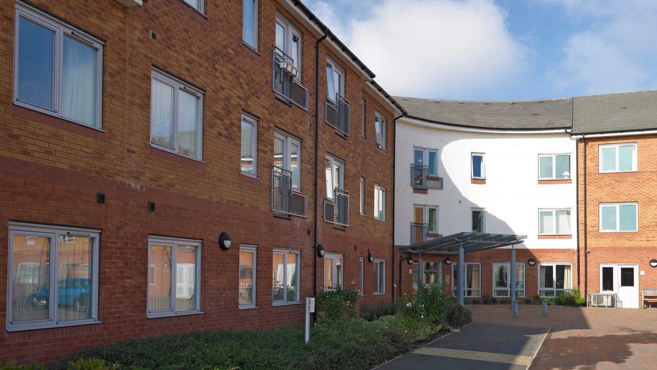 Hampton Crescent