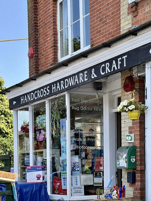Handcross Hardware And Craft
