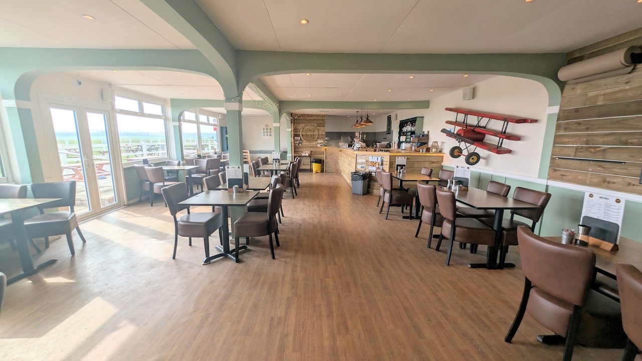 Hangar 3 Cafe