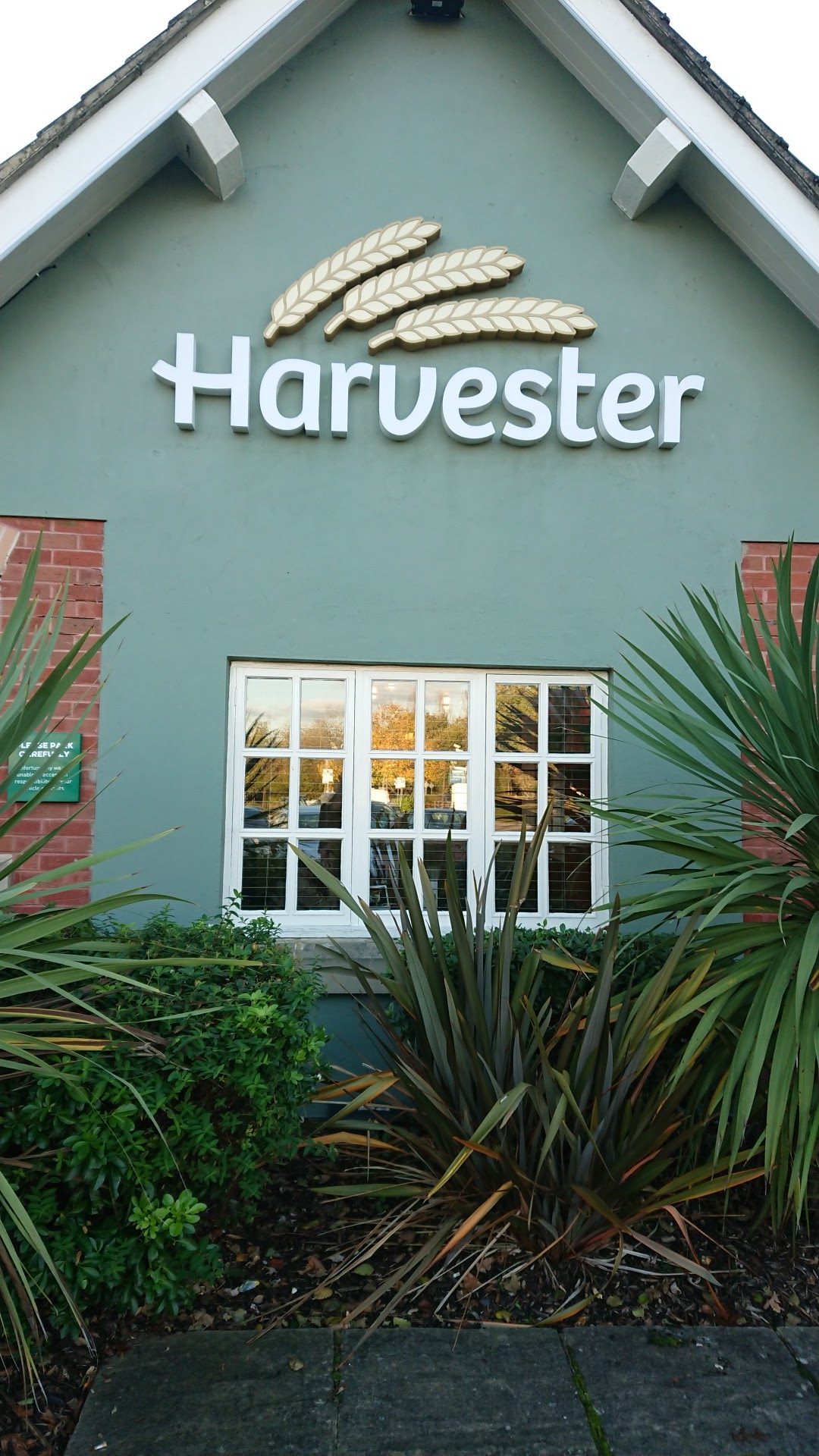 Harvester Hawth Park