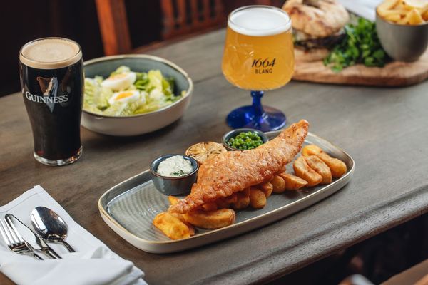 Hat and Feathers Pub