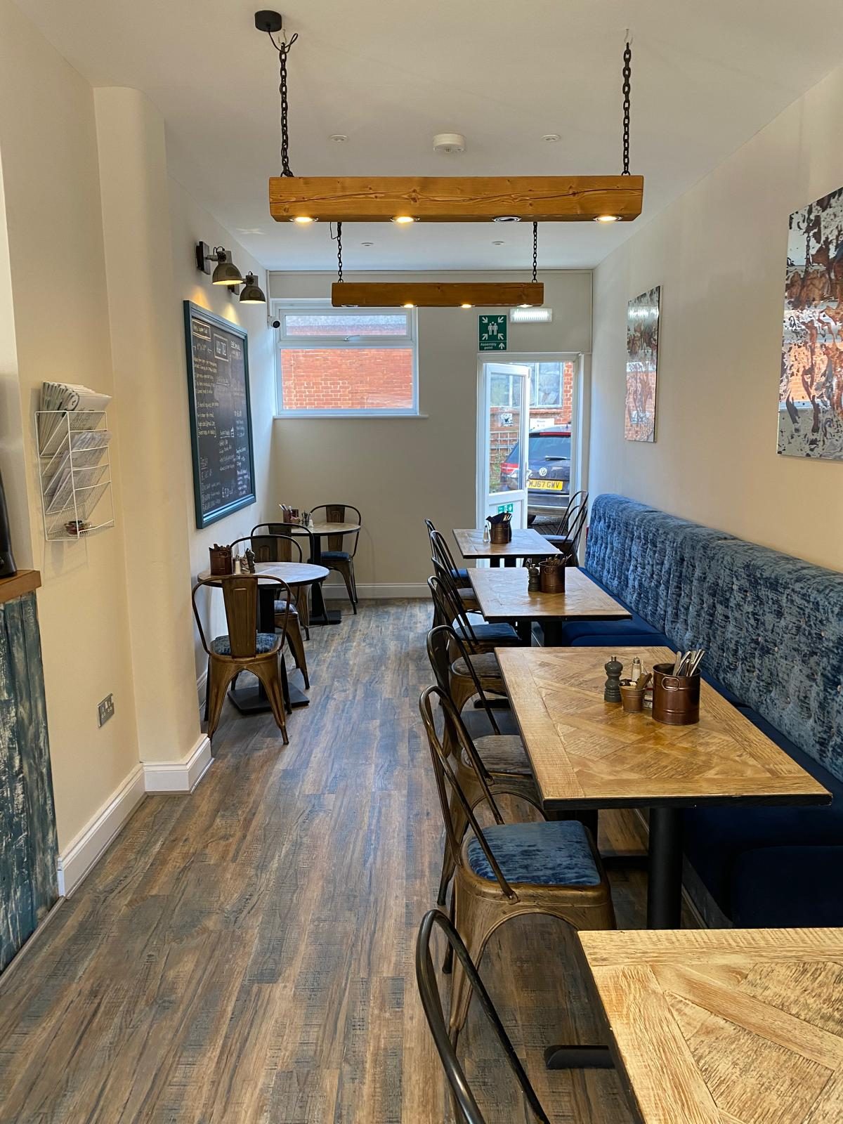 High Tides Cafe