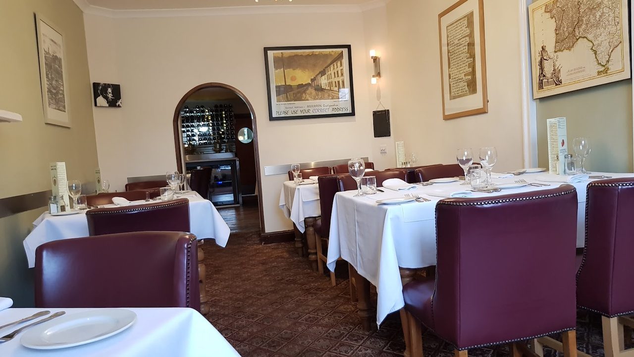 Holdens Steak House