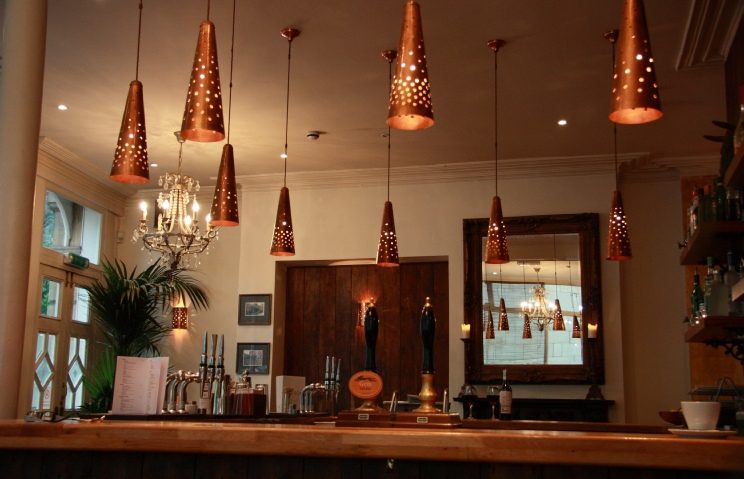 Hudson Bar And Grill