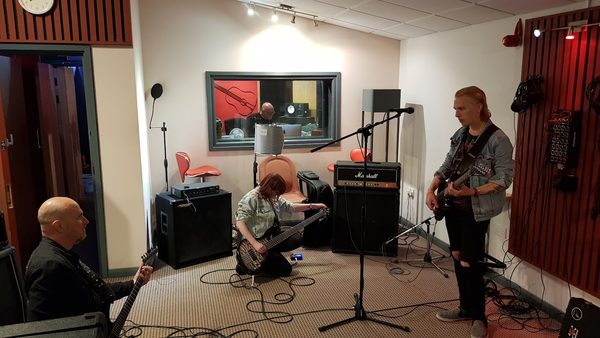 Humbuckers @ Neon Sound Studios