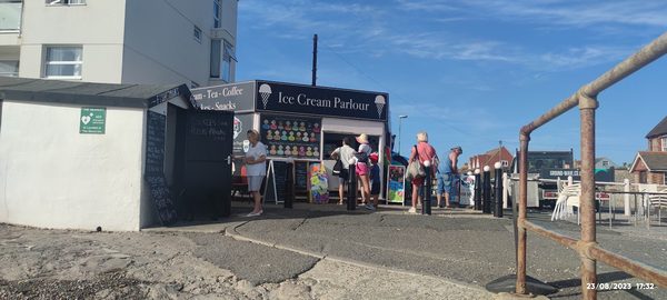Ice Cream Parlour