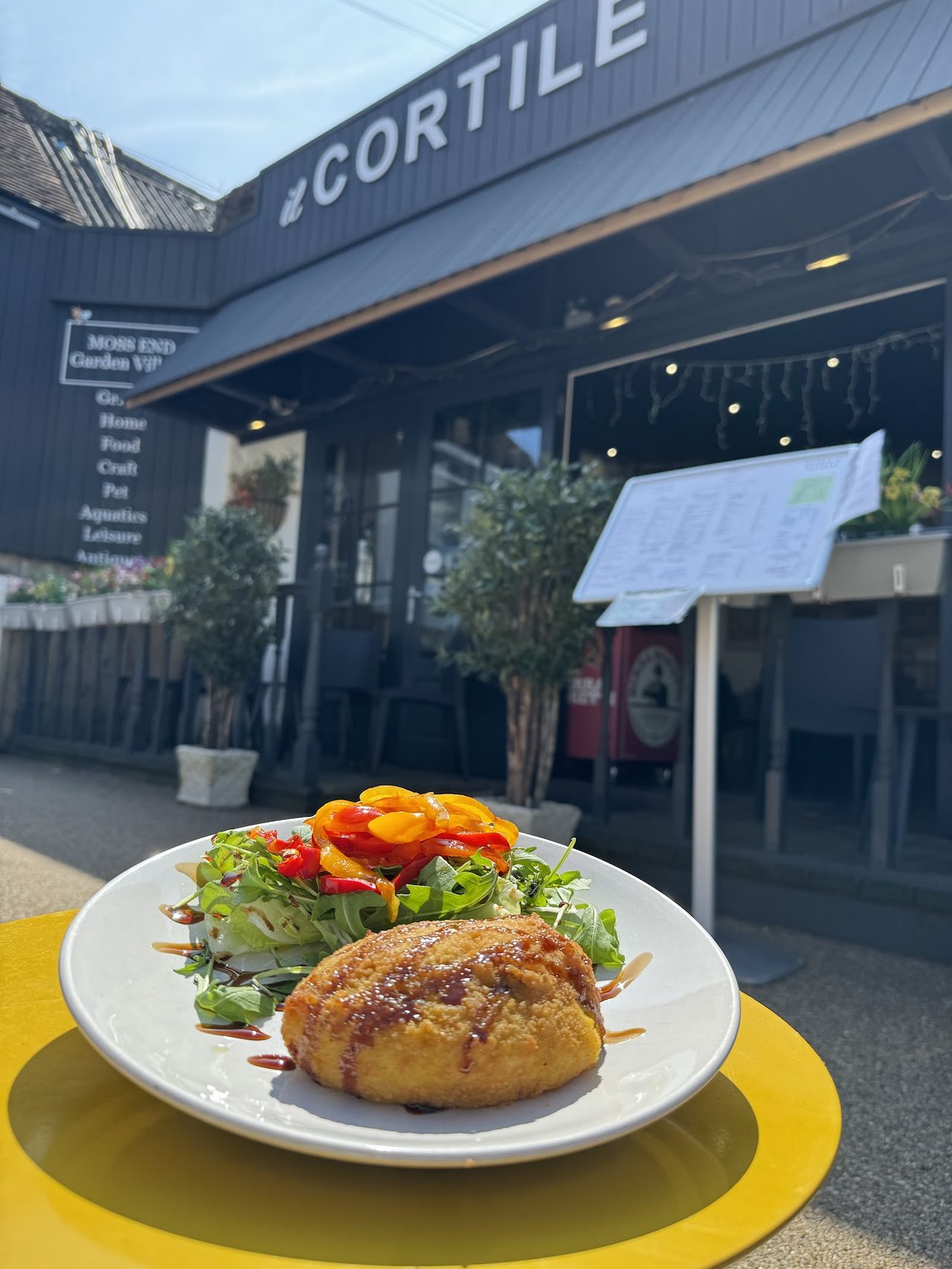 Il Cortile Deli